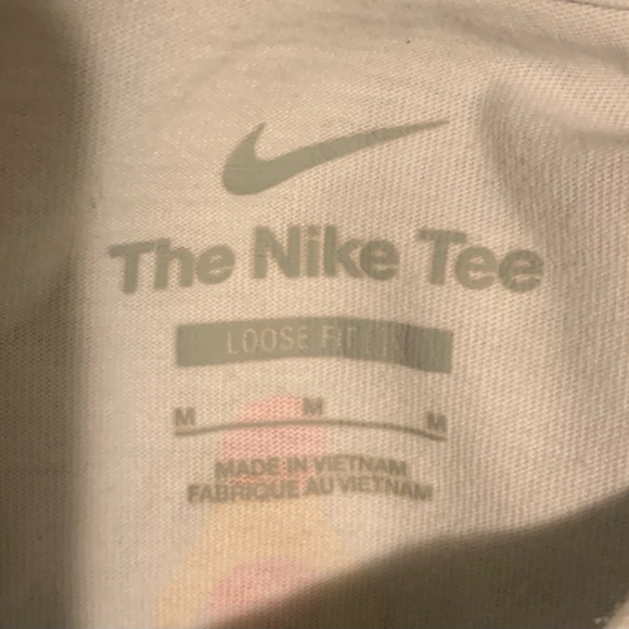 Lebron James Long Sleeve - Picture 4 of 4